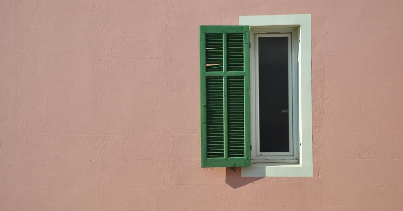 Pose du placo autour d’une fenêtre : nos astuces pour un rendu parfait